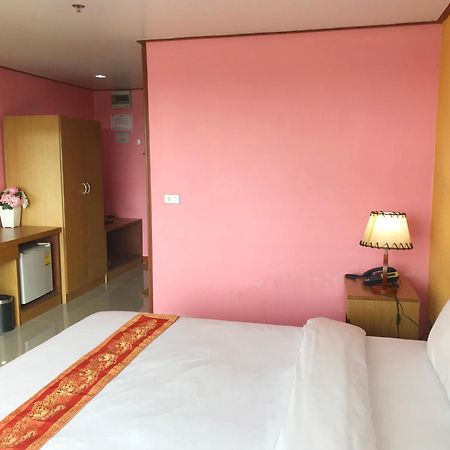 Toh Buk Seng Ayutthaya Hotel Luaran gambar